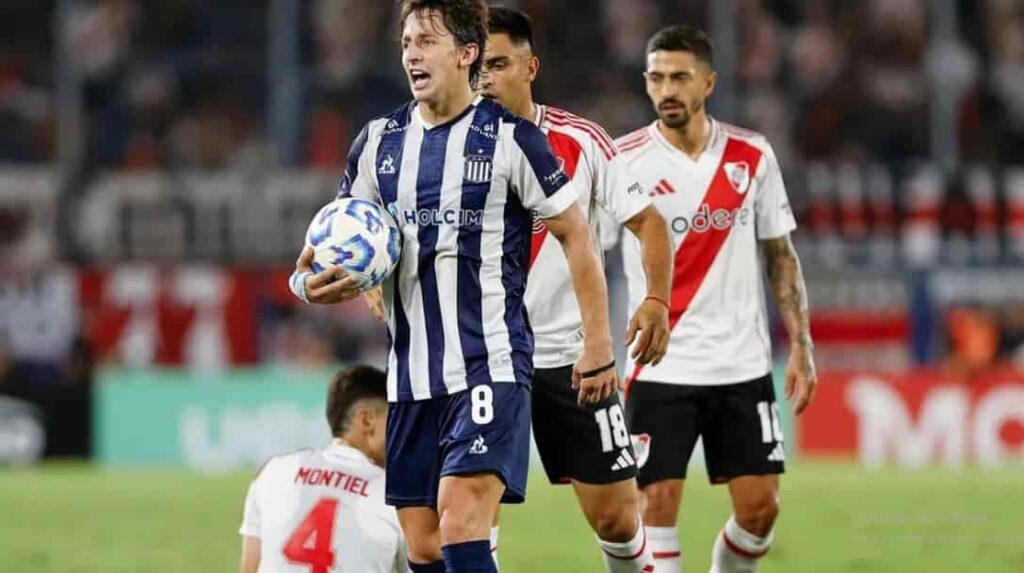 Talleres ganó la Supercopa Internacional tras derrotar a River por penales en Paraguay
