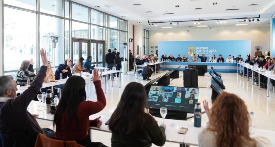 Cuenta regresiva en el peronismo: reuniones sin pausa y una fórmula para destrabar el cierre de listas fórmula para destrabar el cierre de listas