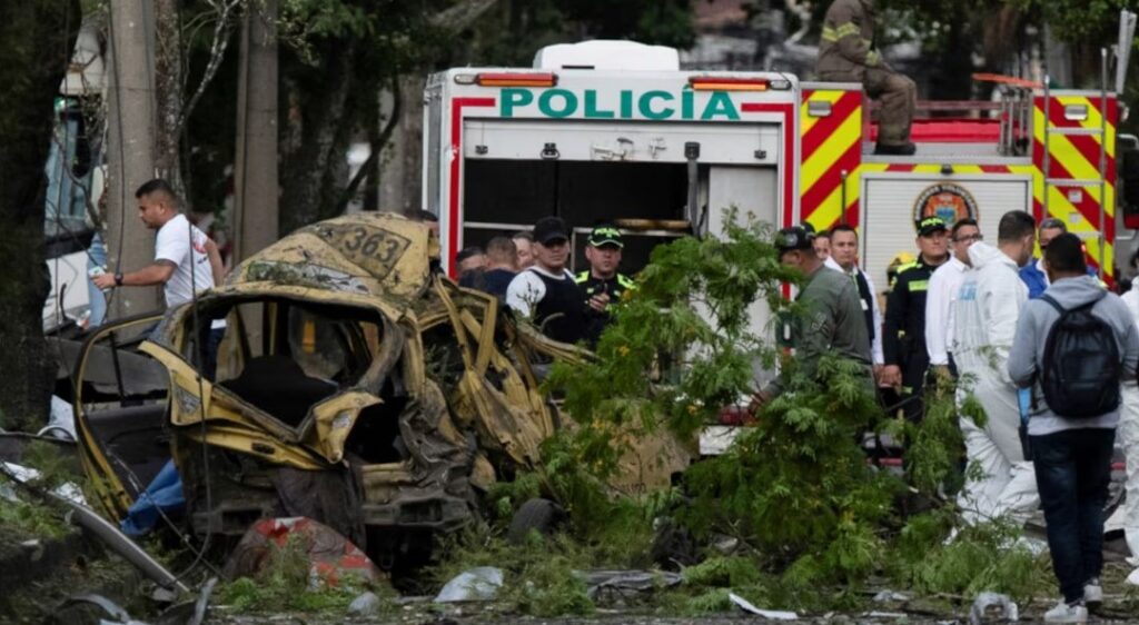Violencia en Colombia: dos atentados dejaron al menos 18 muertos y medio centenar de heridos